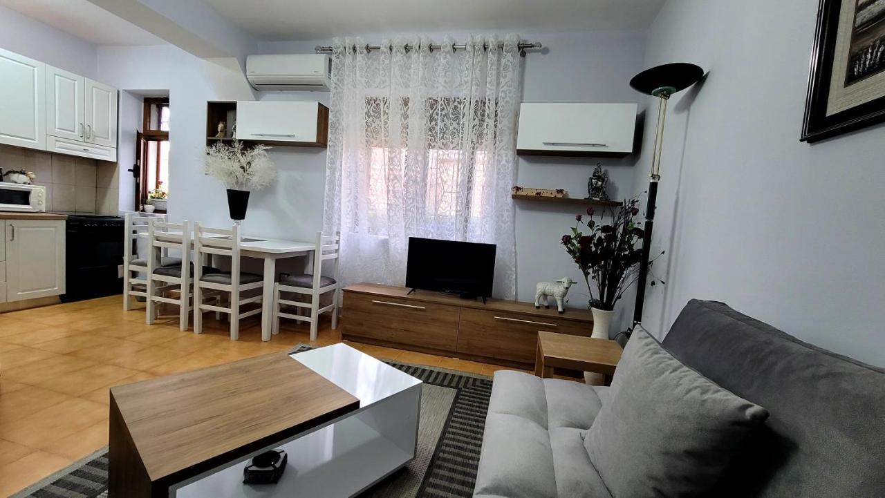 Tuana'S Apartment Shkodër Eksteriør bilde