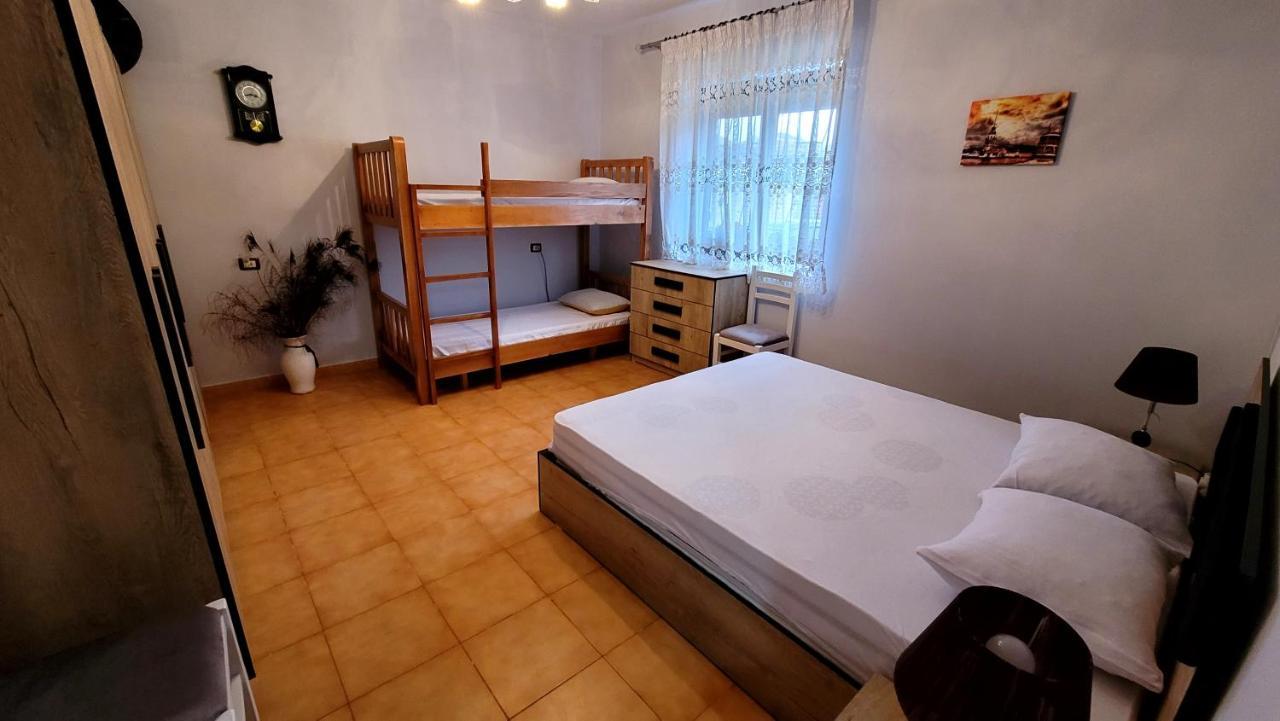 Tuana'S Apartment Shkodër Eksteriør bilde